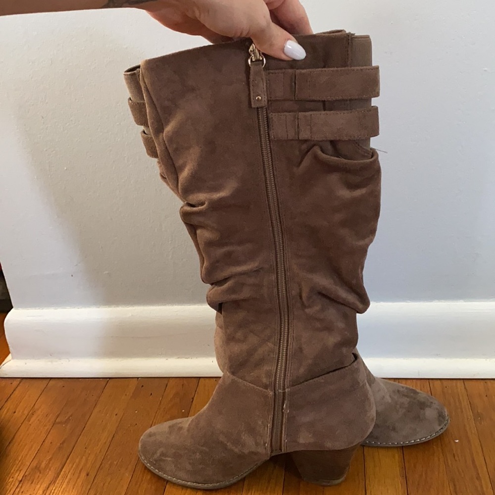 Dr. Scholl's Brown Slouchy Mid-Heel Boots - Picture 4 of 5